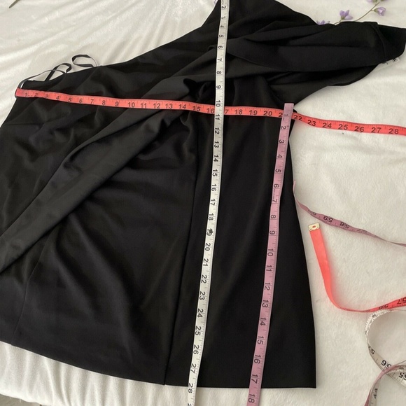 NWT $119 Adrianna Papell [PLUS Size‎ 20W ] One Shoulder Crepe Top in Black - Picture 12 of 12